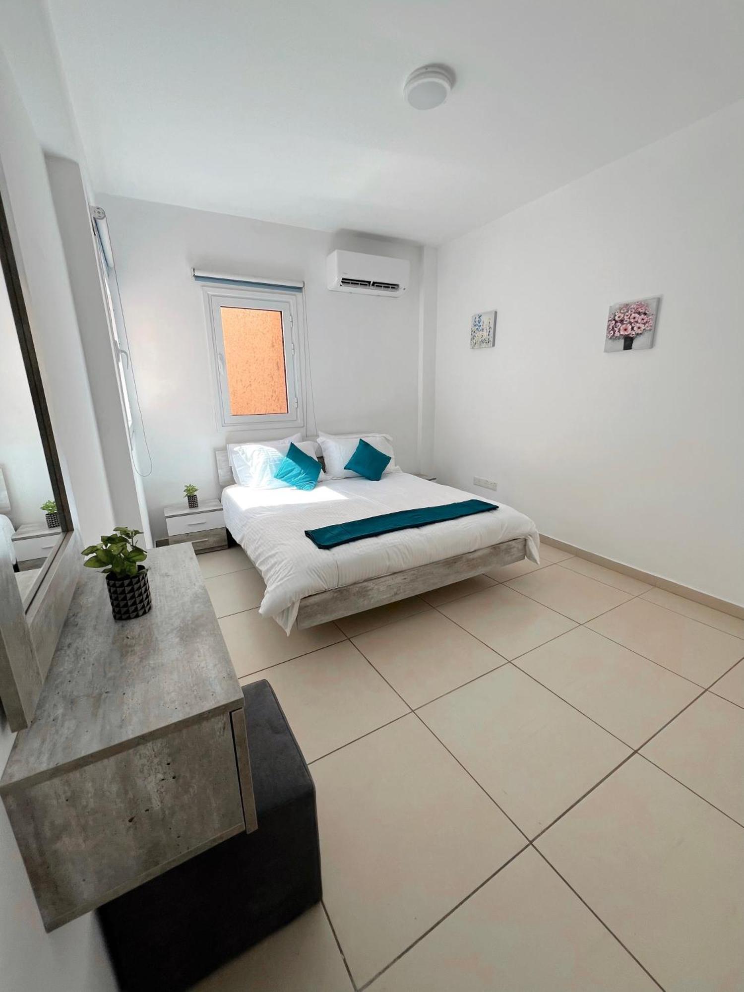 Georgiou 202 Daire Larnaca Dış mekan fotoğraf